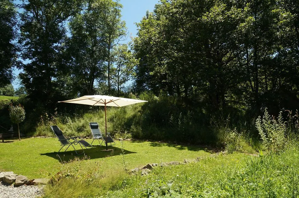 Logis Coquelicot Bed & Breakfast Riom-es-Montagnes France